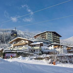 Hotel Waldfriede - Der Logenplatz Im Zillertal